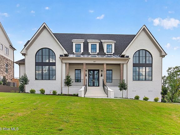 3rd image of 887 Audubon Way