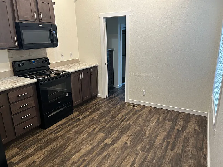 5215 Crestway Dr #5 — Photo 6
