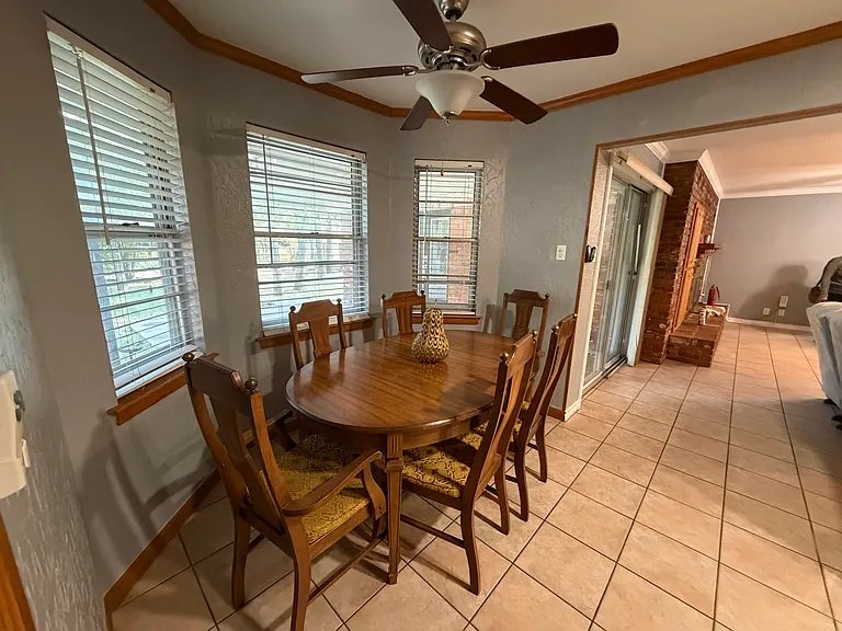 809 W Cheryl Ave — Photo 22