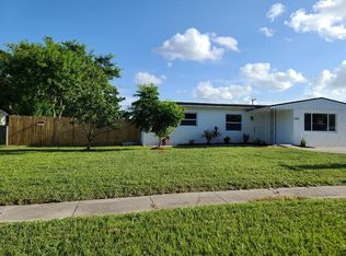 1843 Madison Ave N, Melbourne, FL 32935