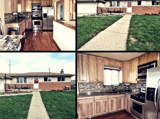 32876 Eiffel Ave, Warren, MI 48088