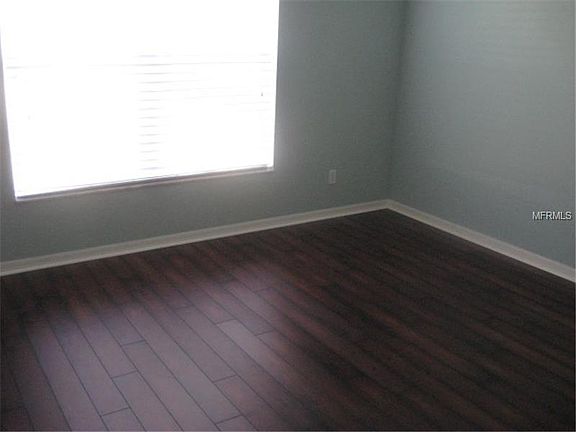 4th image of 8265 Peak Ave