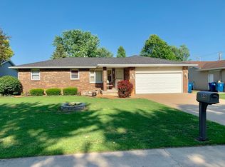 346 Pierce Ave, Bradley, IL 60915