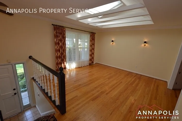 1908 Dulaney Pl — Photo 4