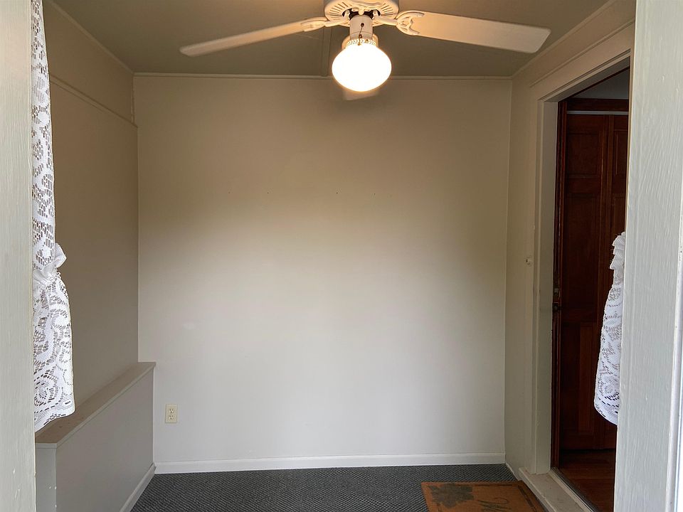 223 W Galle St, Moundridge, KS 67107 Zillow