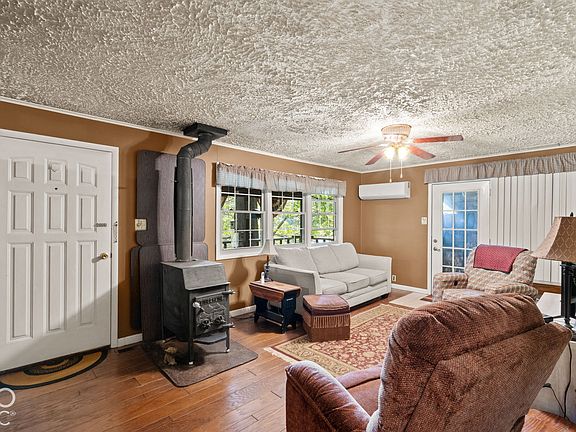 4th image of 7428 W County Road 100 N