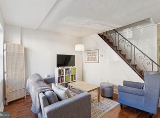 210 Sigel St, Philadelphia, PA 19148