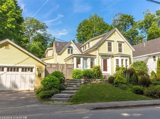 107 Bay View St, Camden, ME 04843