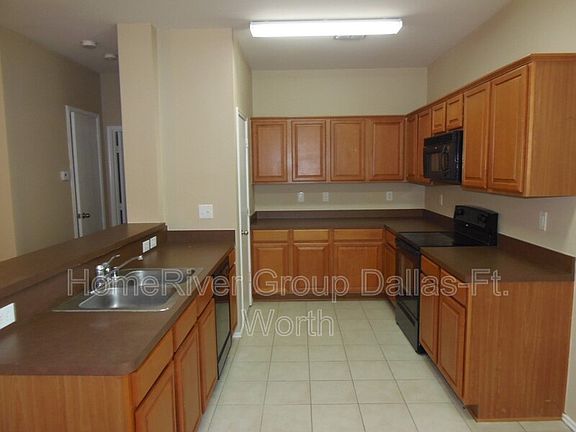 5th image of 1408 Gordon Dr