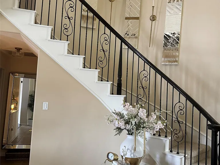 2719 Lake Villa Dr — Photo 14