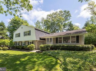 208 Charlann Cir, Cherry Hill, NJ 08003