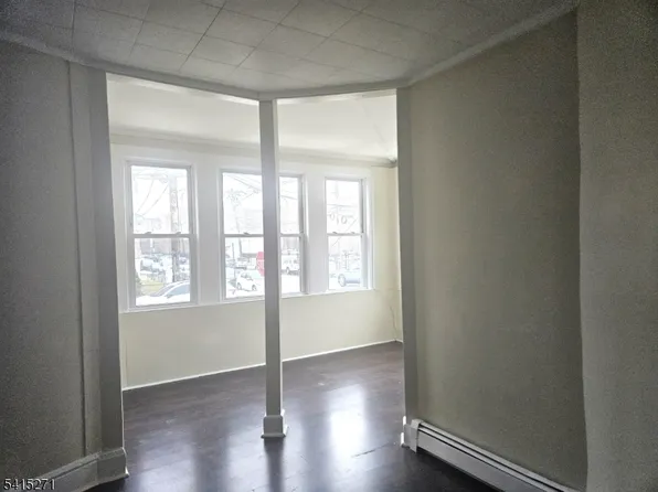 33 Elmwood Pl #5, Elizabeth, NJ 07208