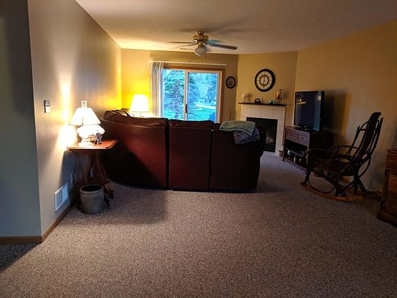 2nd image of 7303 Wallingford Way
