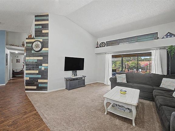 4th image of 3916 Broomsedge Ln
