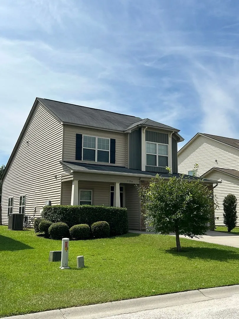 Popular Hunters Crossing Subdivision- 4 Bed/2.5 Bath-Application Fees Waived For All Active Duty ... — Photo 1