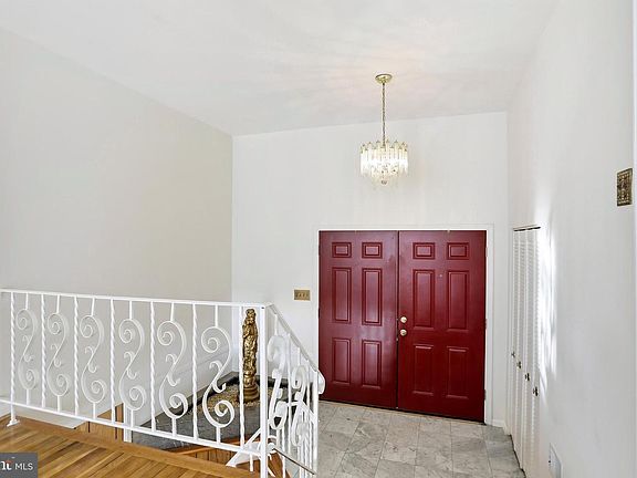 4th image of 6025 Greeley Blvd