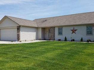 12520 Sonoma Dr, Fort Wayne, IN 46818