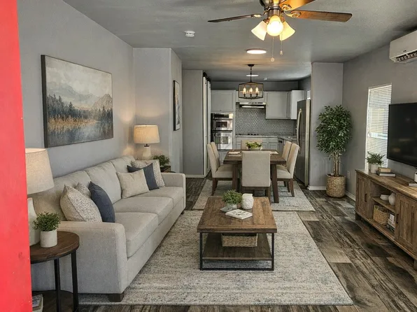 2826 Alaska Ave, Dallas, TX 75216