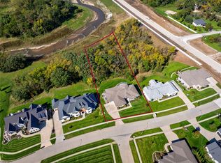 605 S Tiburon Cv, West Des Moines, IA 50266
