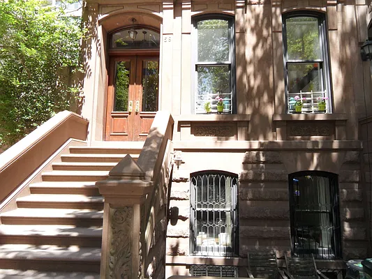 Rented by Alexander Hidalgo, Inc. | media 25