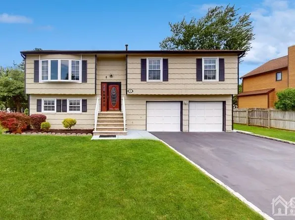 16 Babes Dr, South Plainfield, NJ 07080