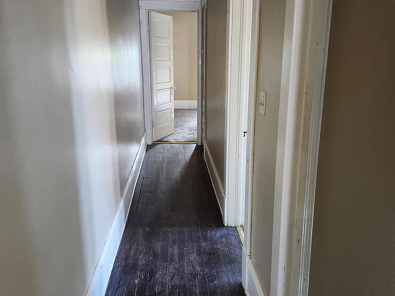 1427 Lincoln Ave — Photo 6