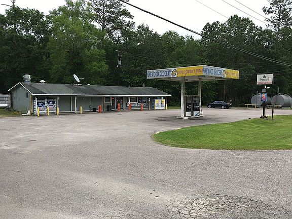 4th image of 1001 Pinewood Blvd