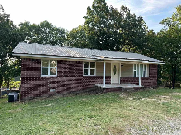 1014 Elm St, Cave City, AR 72521