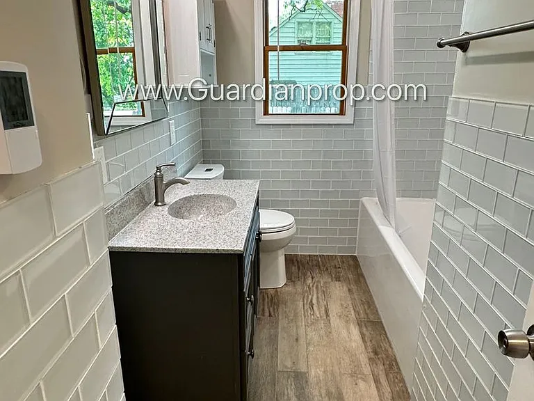 1020 Orkla Dr — Photo 14