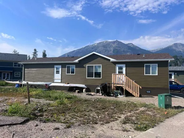 1035 N Lodgepole St, Jasper, AB T0E 1E0