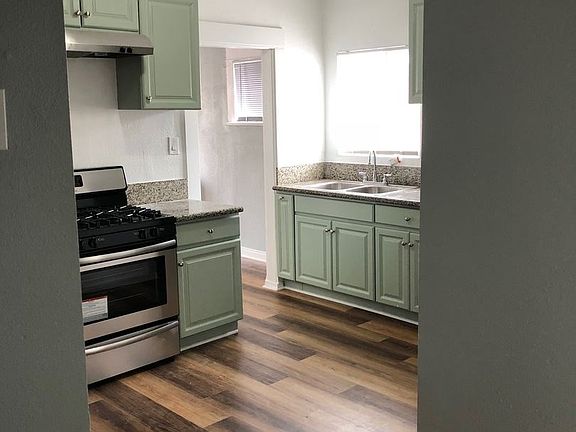5th image of 1344 W 39th St #5947938
