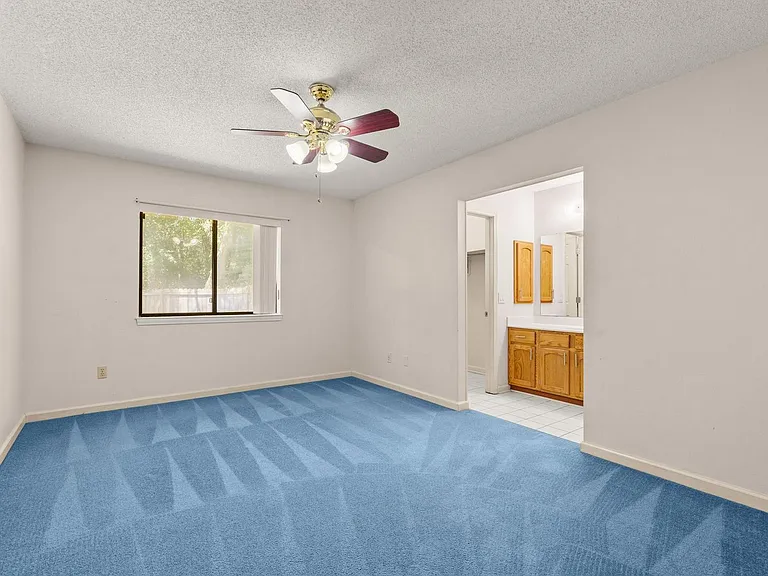 339 Evergreen Ave — Photo 11