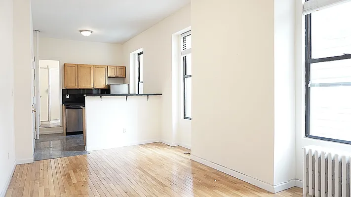 Rented by Compass | media 11