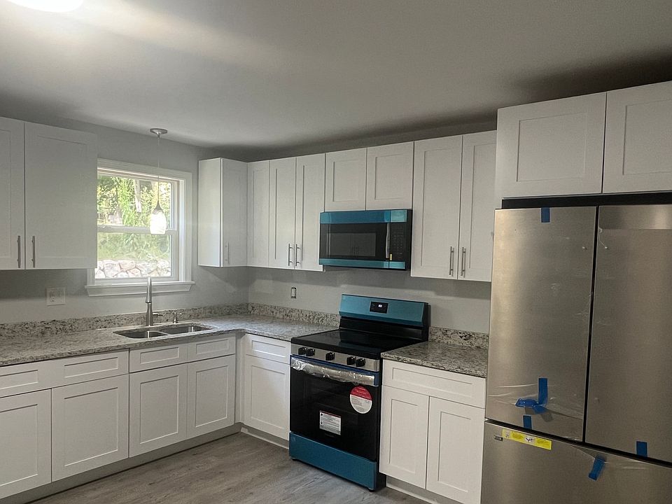 1st image of 1440 Plainfield Pike Floor 1