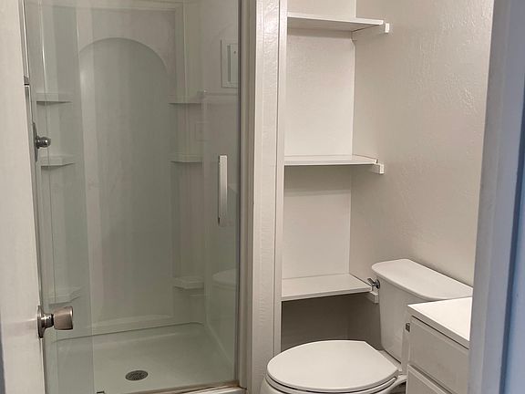 4th image of 312 Mariposa St #0