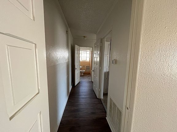 5th image of 428 S Broadway Ave #B