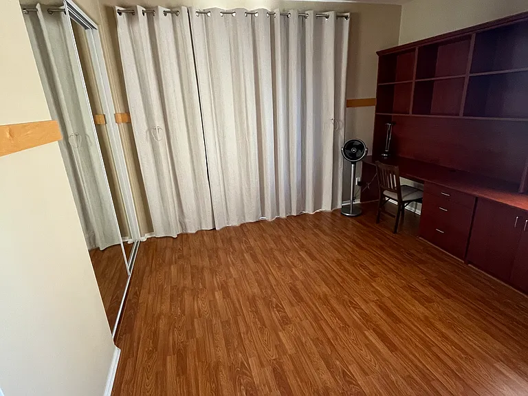 Unfurnished room for rent