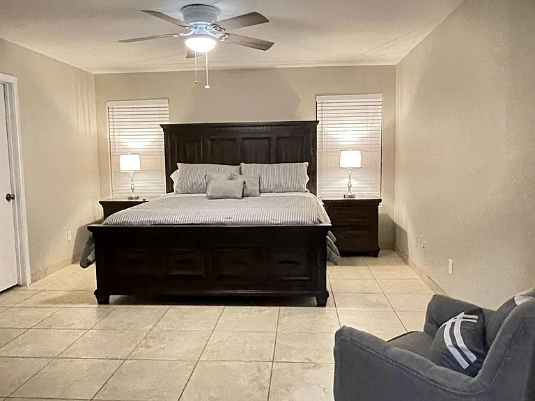 9233 W Highland Ave — Photo 20