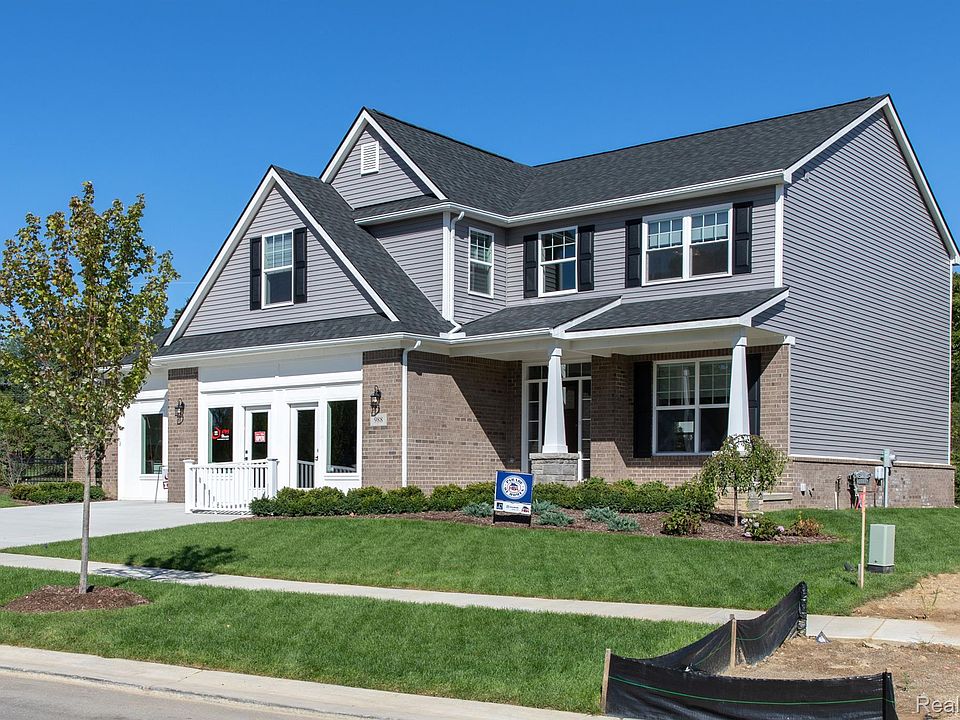 1st image of 900 Preserve Ln