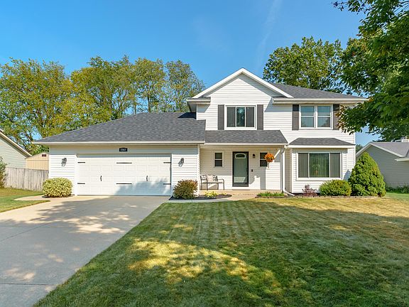 2nd image of 7267 Jamaica Ln