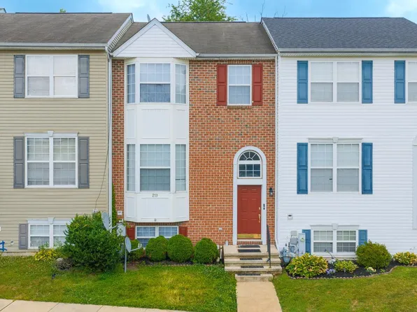 213 Lodestone Ct, Westminster, MD 21158