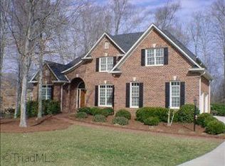1895 Adare Dr, Clemmons, NC 27012