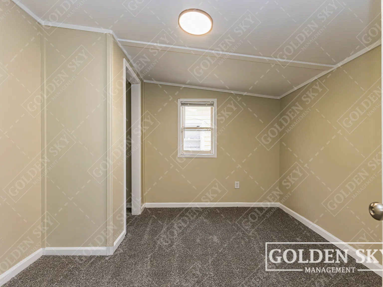 615 South Mound Street — Photo 4