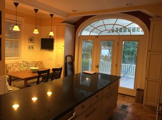 108 Woodlawn Rd, Baltimore, MD 21210