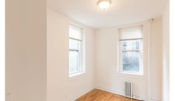 Rented by Oxford Property Group | media 3