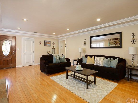 4th image of 1531 N Marine Ave