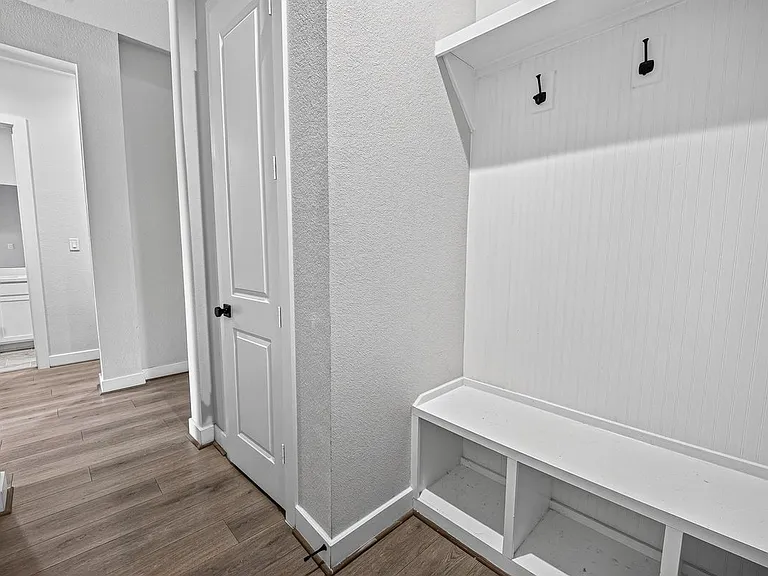 2600 Golden Palms Ln — Photo 19