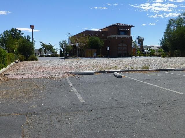 2nd image of 12670 Hesperia Rd