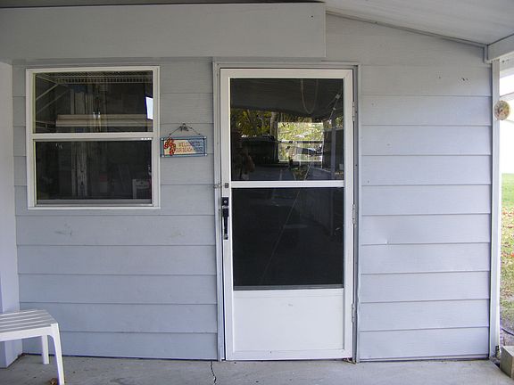 2nd image of 250 Downing Dr