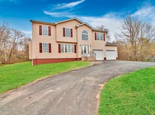 1354 Clover Rd, Long Pond, PA 18334